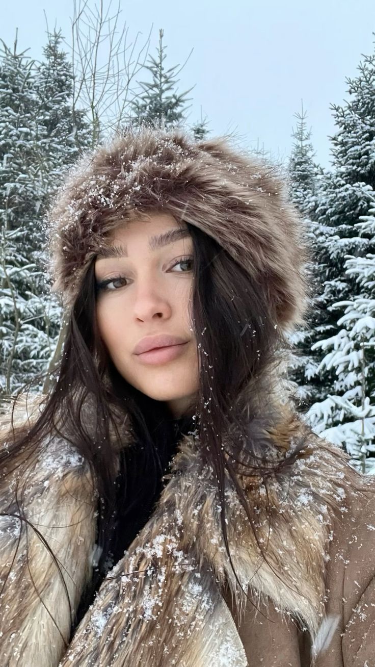 UkrainianCharm Review – Dive in the Exclusive Eastern European Dating Pool